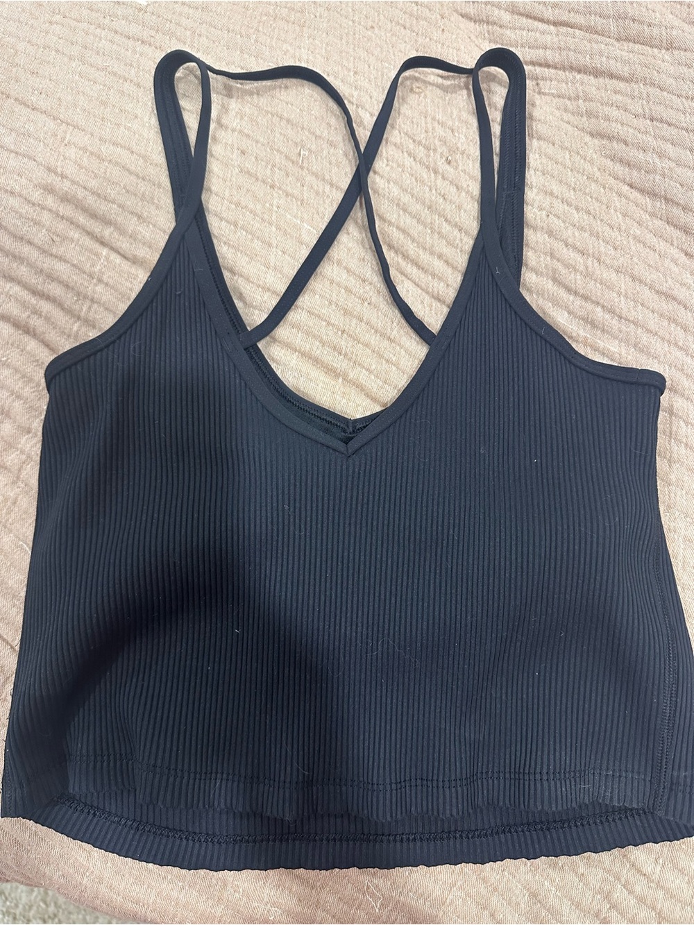 Vuori Black Ribbed Crop Tank